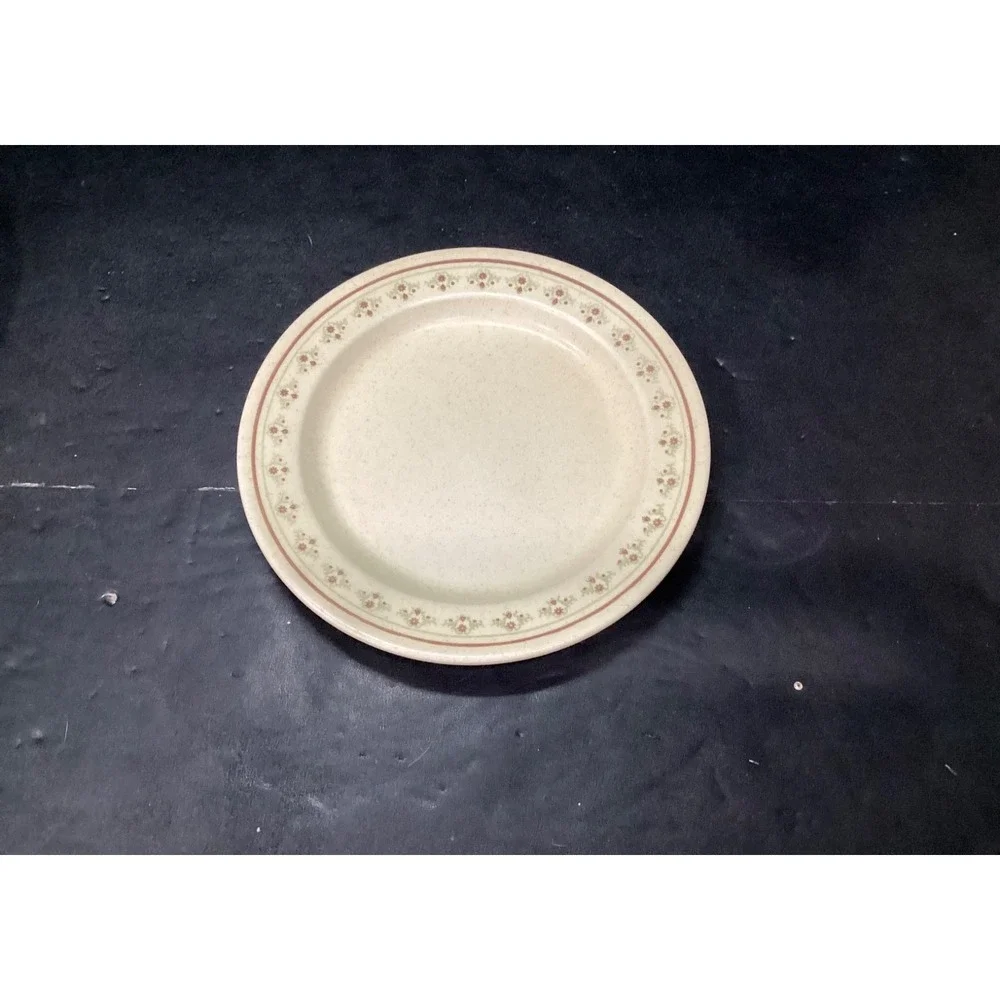 Anchor Hocking Ironstone CHANTILLY Salad Plates‎ USA 7.5